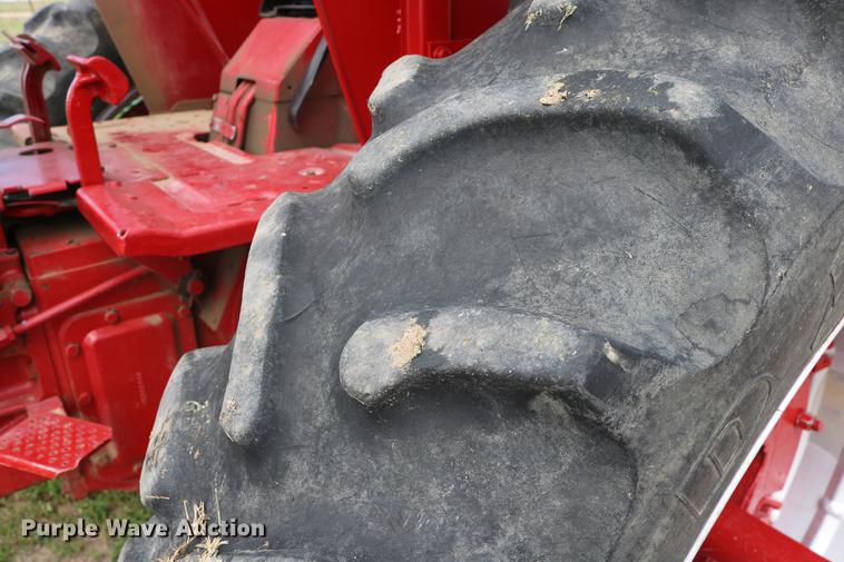 image for item EP9500 Farmall 706 tractor