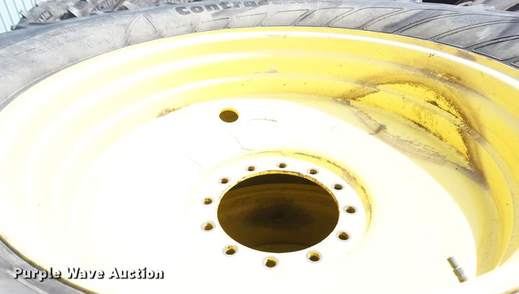 image for item ES9773 (4) 650/65R38 flotation tires and wheels