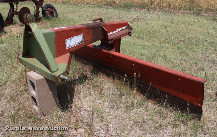 image for item EX9779 Massey Ferguson MF226 blade