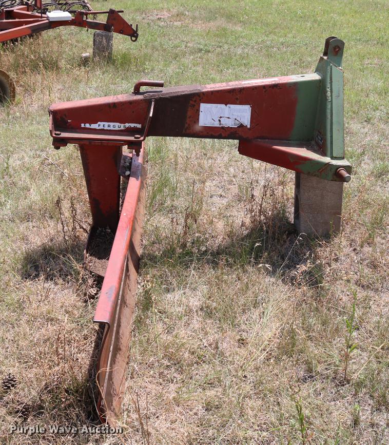 image for item EX9779 Massey Ferguson MF226 blade