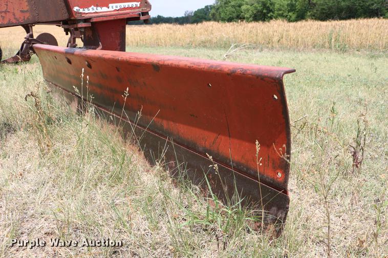 image for item EX9779 Massey Ferguson MF226 blade