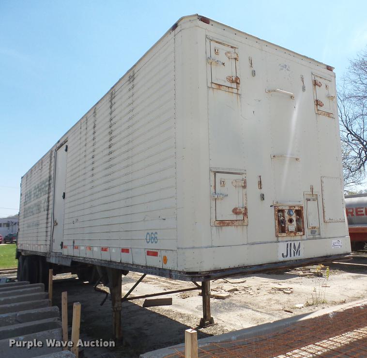 image for item DB6175 1968 Strick dry van trailer