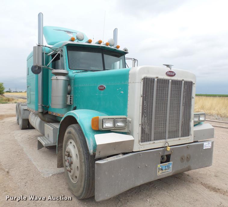 image for item DB6248 1993 Peterbilt 379 semi truck