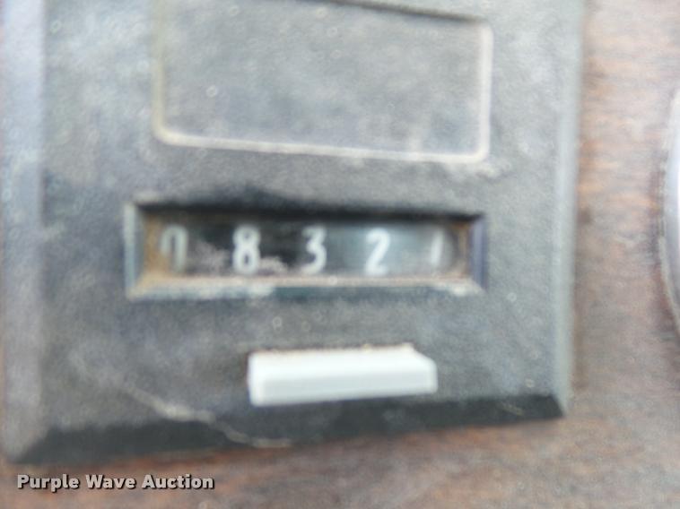 image for item DB6248 1993 Peterbilt 379 semi truck