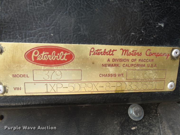 image for item DB6248 1993 Peterbilt 379 semi truck
