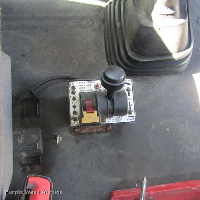 image for item DC0028 2012 Freightliner Cascadia semi truck