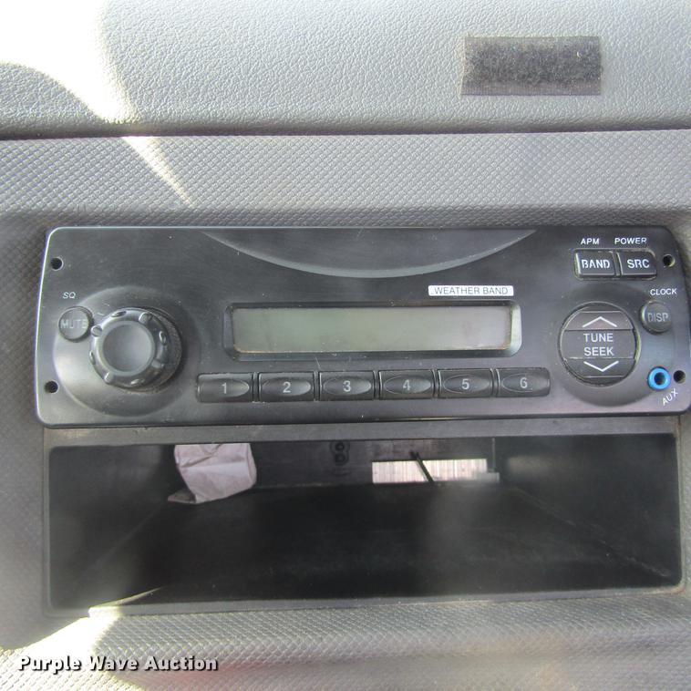 image for item DC0028 2012 Freightliner Cascadia semi truck