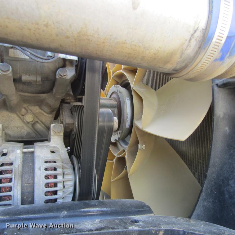 image for item DC0028 2012 Freightliner Cascadia semi truck