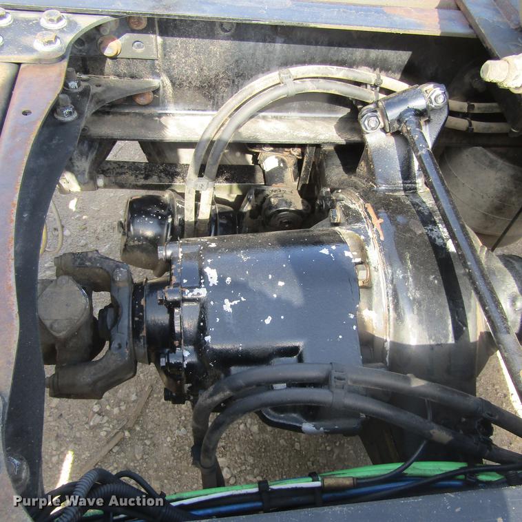 image for item DC0028 2012 Freightliner Cascadia semi truck