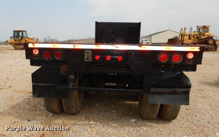 image for item DC0399 1991 Ranco M871 flat bed trailer