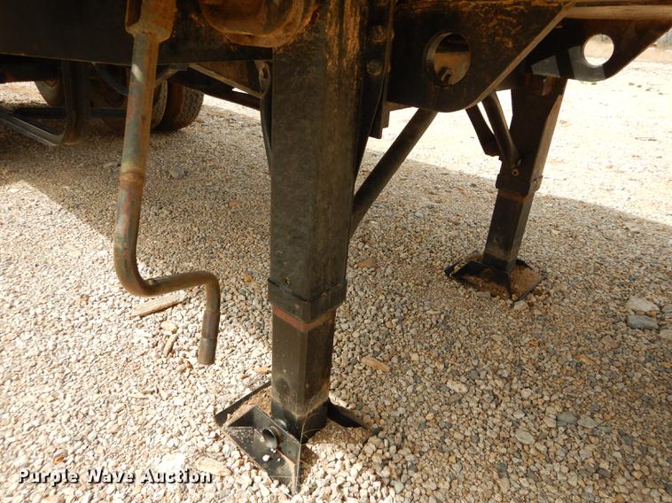 image for item DC0399 1991 Ranco M871 flat bed trailer