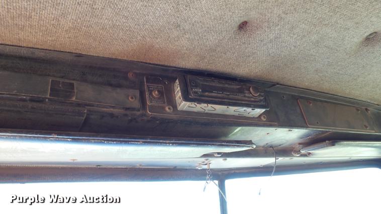 image for item DC4177 1986 Kenworth W900 semi truck