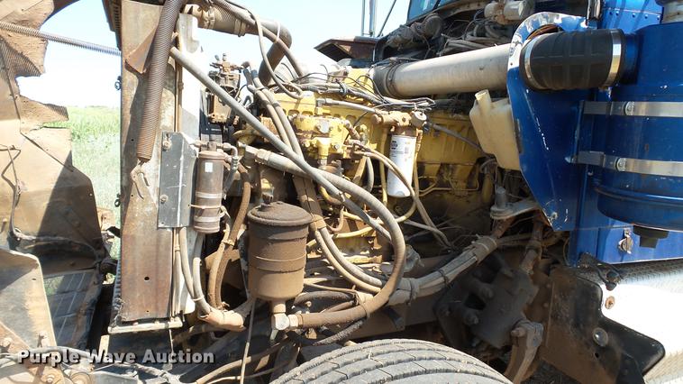 image for item DC4177 1986 Kenworth W900 semi truck