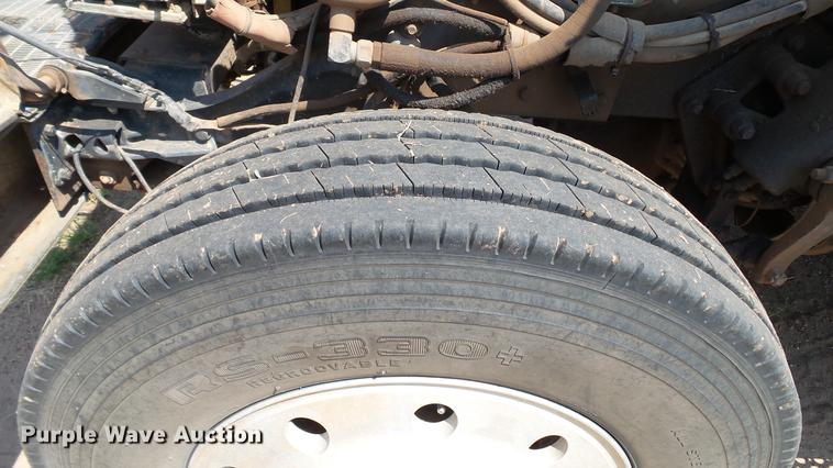 image for item DC4177 1986 Kenworth W900 semi truck