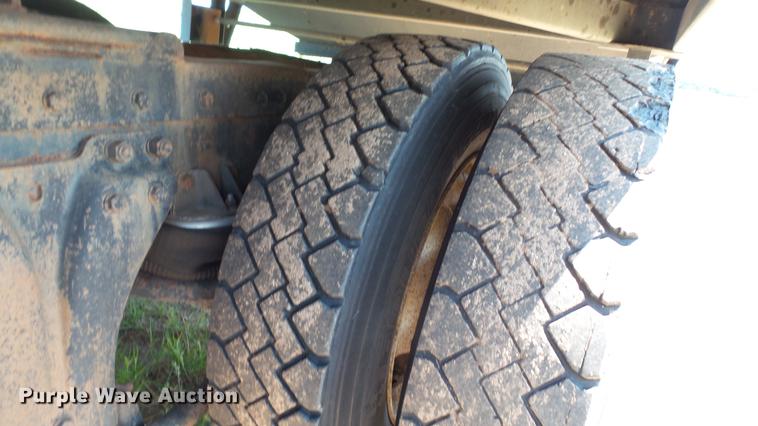 image for item DC4177 1986 Kenworth W900 semi truck