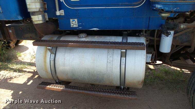 image for item DC4177 1986 Kenworth W900 semi truck