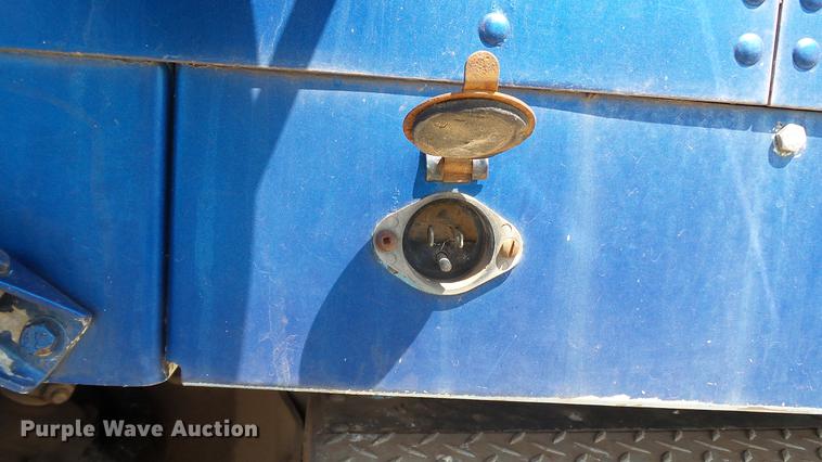 image for item DC4177 1986 Kenworth W900 semi truck