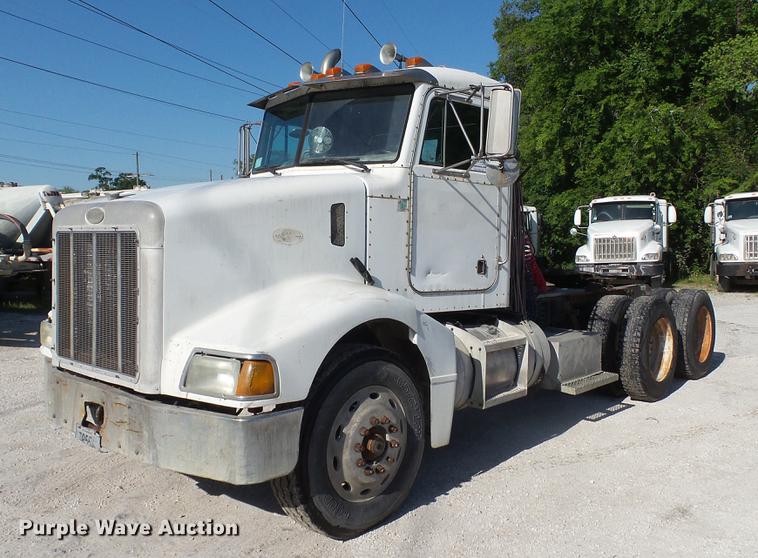 image for item DC5556 1996 Peterbilt 385 semi truck