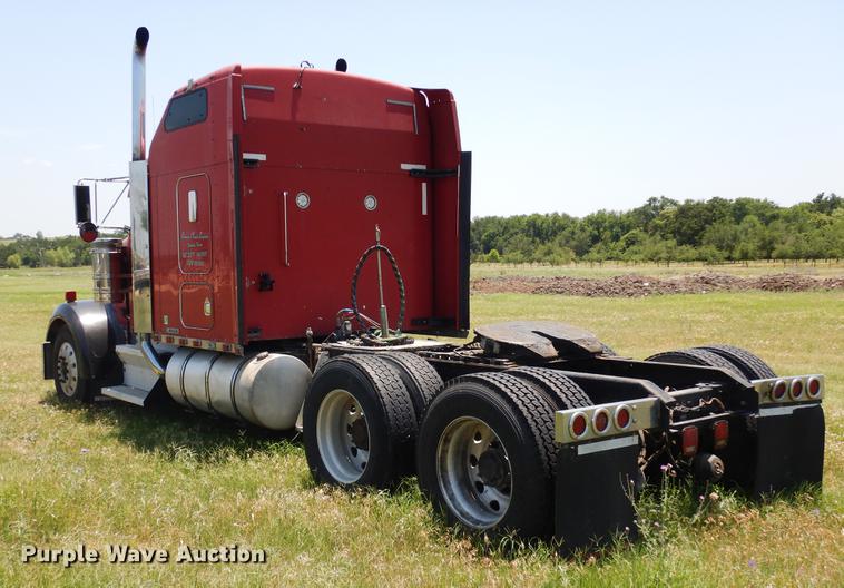 image for item DC5957 2001 Kenworth W900 semi truck