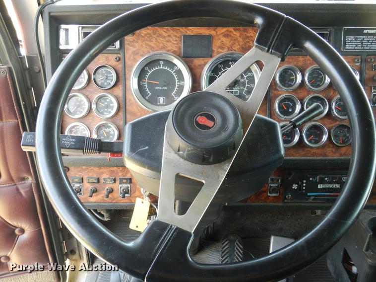 image for item DC5957 2001 Kenworth W900 semi truck