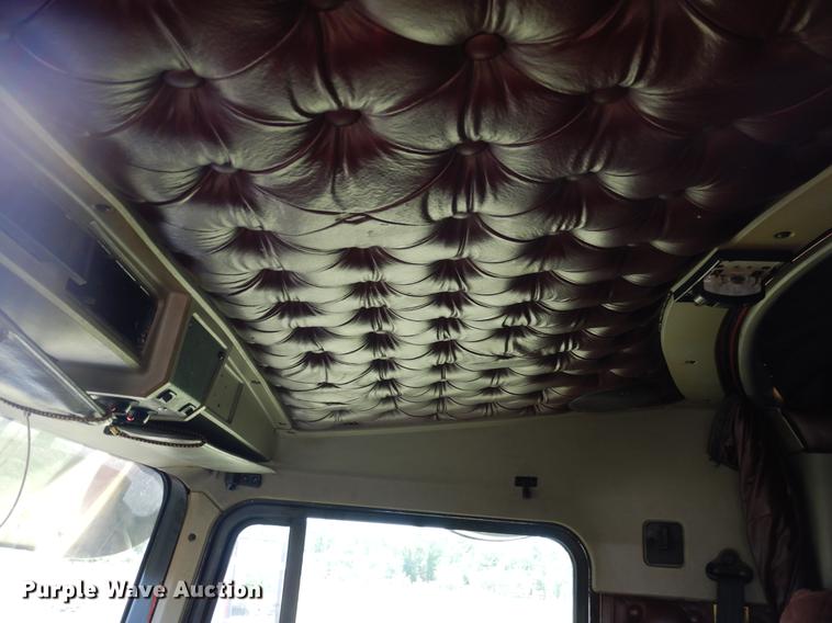 image for item DC5957 2001 Kenworth W900 semi truck