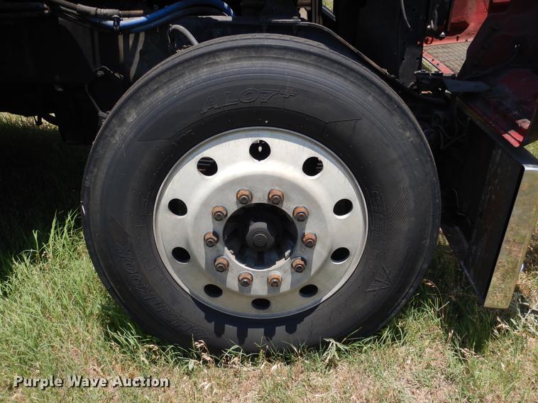 image for item DC5957 2001 Kenworth W900 semi truck