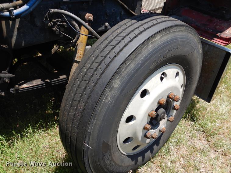 image for item DC5957 2001 Kenworth W900 semi truck