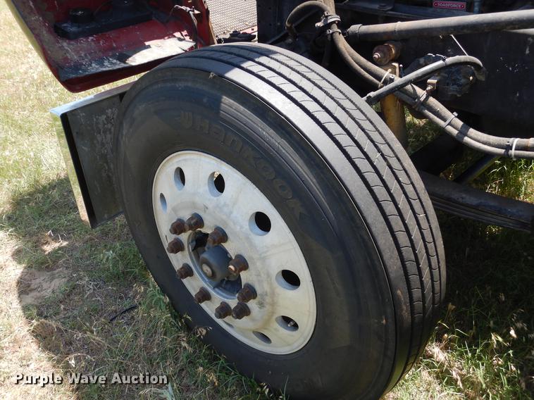 image for item DC5957 2001 Kenworth W900 semi truck