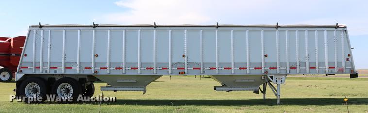 image for item DD4267 2009 Corn Husker 800ALSR-6308-6386 double hopper bottom grain trailer