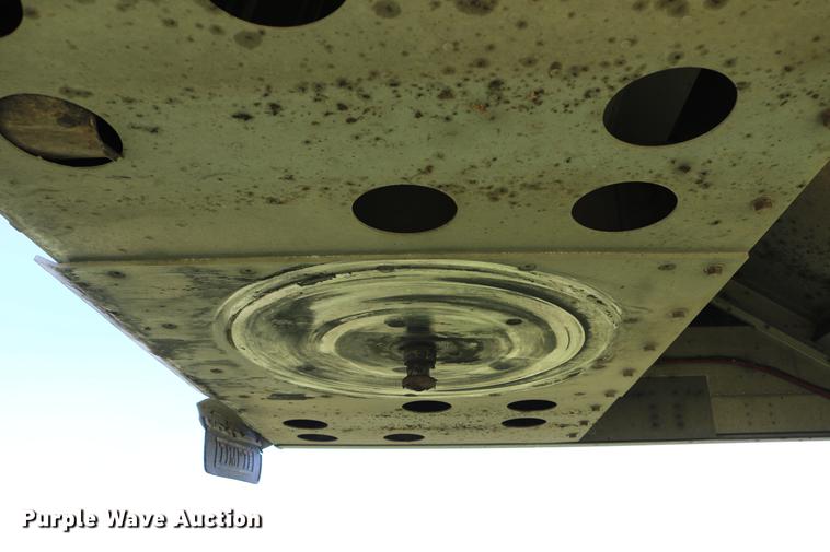 image for item DD4267 2009 Corn Husker 800ALSR-6308-6386 double hopper bottom grain trailer