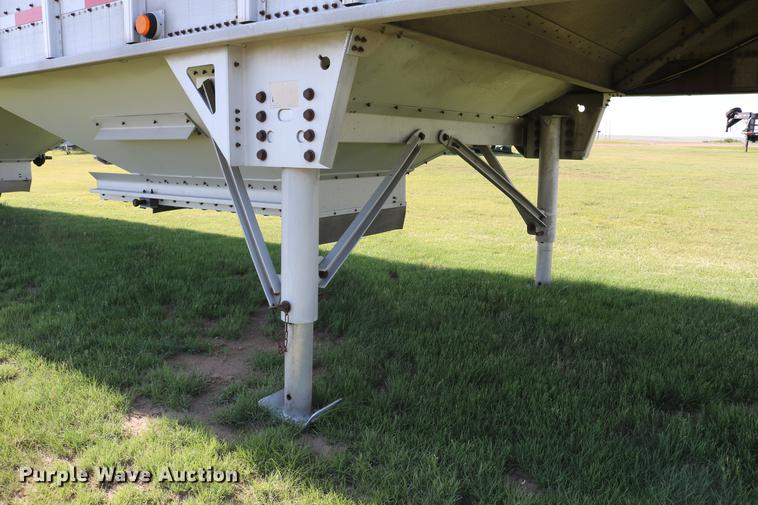 image for item DD4267 2009 Corn Husker 800ALSR-6308-6386 double hopper bottom grain trailer