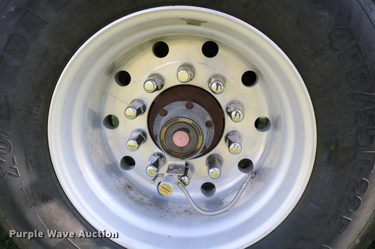 image for item DD4267 2009 Corn Husker 800ALSR-6308-6386 double hopper bottom grain trailer