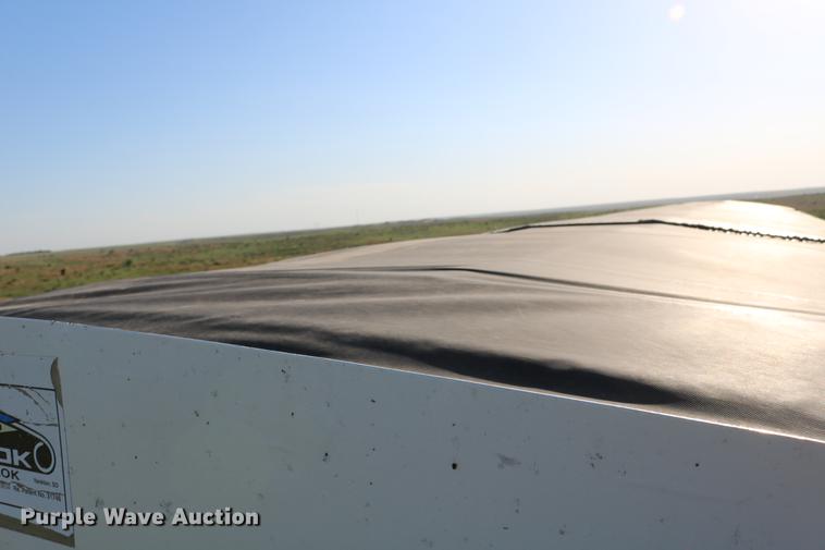 image for item DD4267 2009 Corn Husker 800ALSR-6308-6386 double hopper bottom grain trailer