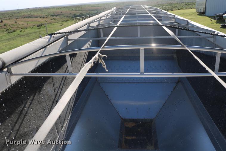 image for item DD4267 2009 Corn Husker 800ALSR-6308-6386 double hopper bottom grain trailer