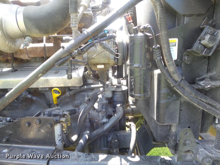 image for item DD7210 2002 Mack RD688S semi truck