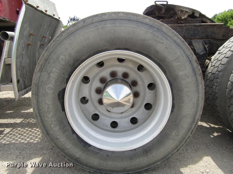 image for item DD7503 1999 Western Star 4964EX semi truck