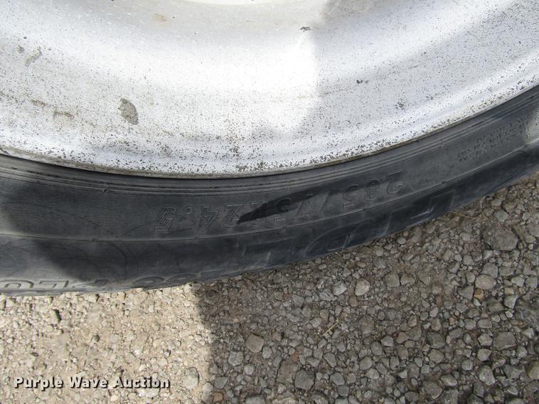 image for item DD7503 1999 Western Star 4964EX semi truck