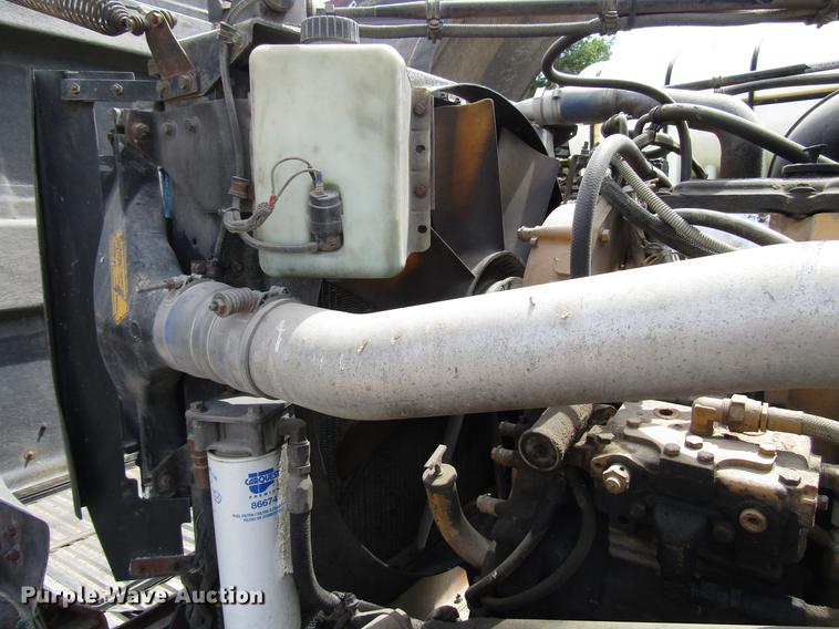 image for item DD7503 1999 Western Star 4964EX semi truck