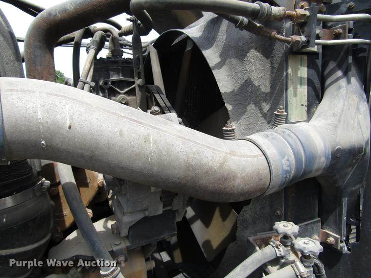 image for item DD7503 1999 Western Star 4964EX semi truck