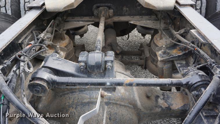 image for item DD7694 1989 Kenworth T600 semi truck