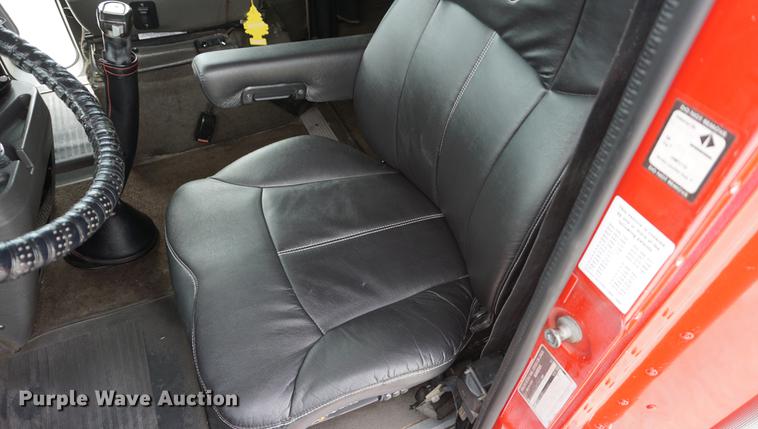 image for item DD7696 1995 International Eagle 9400 semi truck