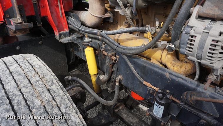 image for item DD7696 1995 International Eagle 9400 semi truck