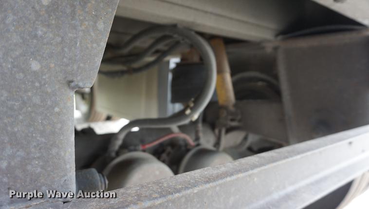 image for item DD7697 1997 East flatbed trailer