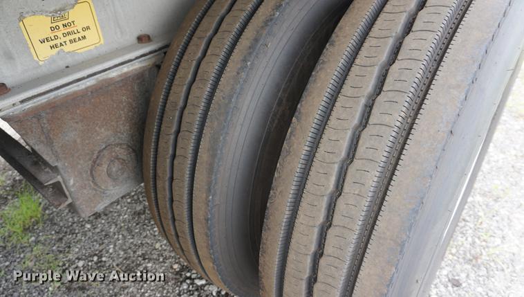 image for item DD7697 1997 East flatbed trailer