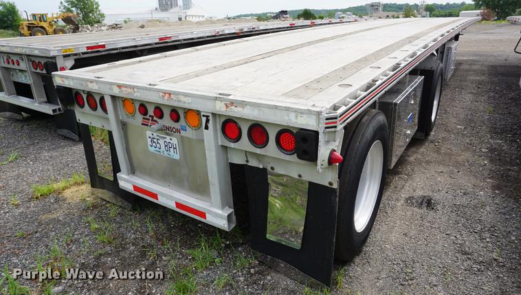 image for item DD7698 1999 Benson flatbed trailer