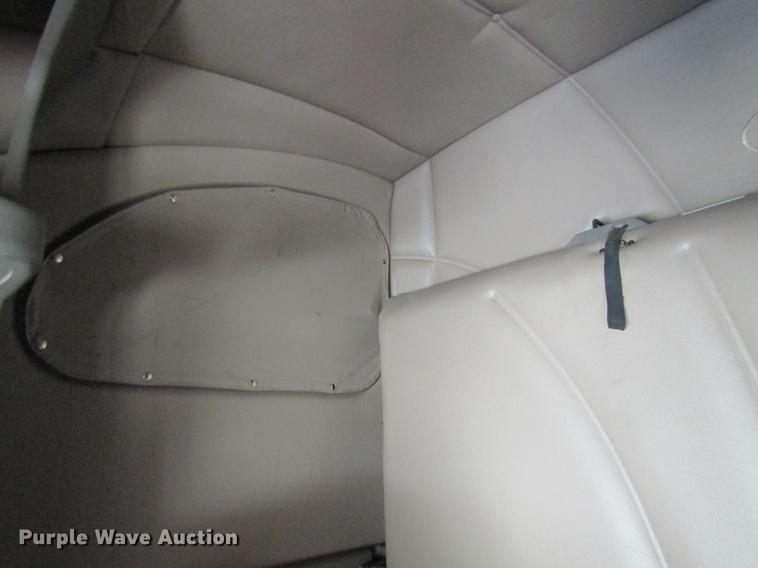 image for item DD8496 2009 Peterbilt 387 semi truck