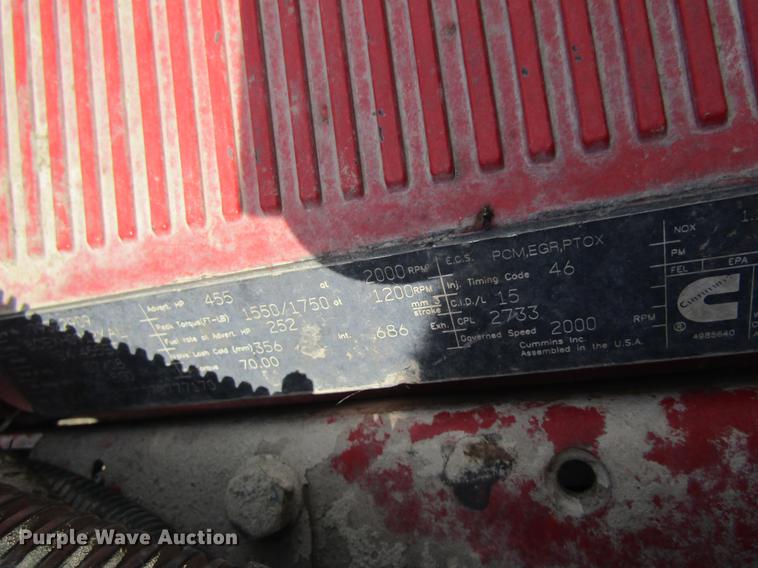 image for item DD8496 2009 Peterbilt 387 semi truck