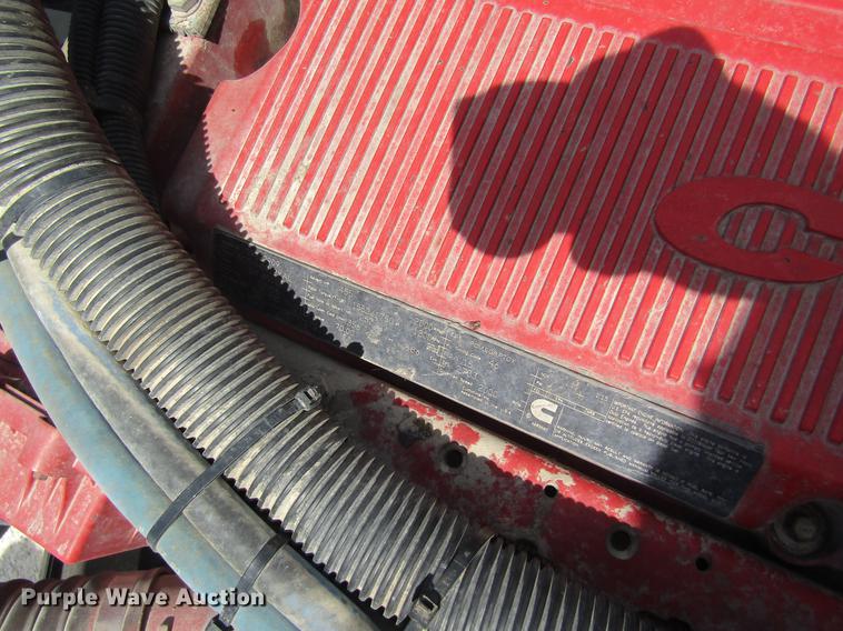 image for item DD8496 2009 Peterbilt 387 semi truck