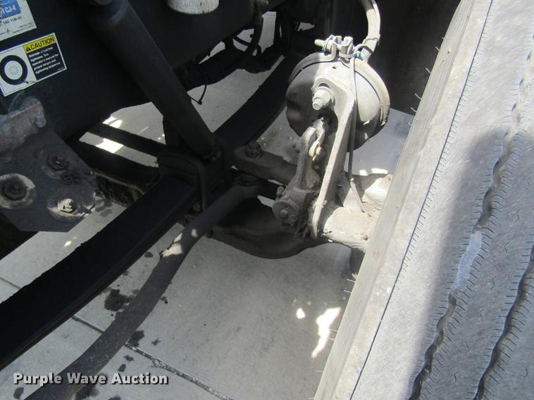 image for item DD8497 2008 Peterbilt 387 semi truck