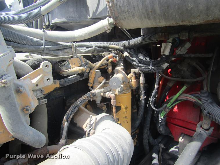 image for item DD8497 2008 Peterbilt 387 semi truck